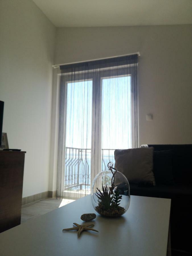 Apartman Studio Kod Ujevica Baška Voda Exterior foto